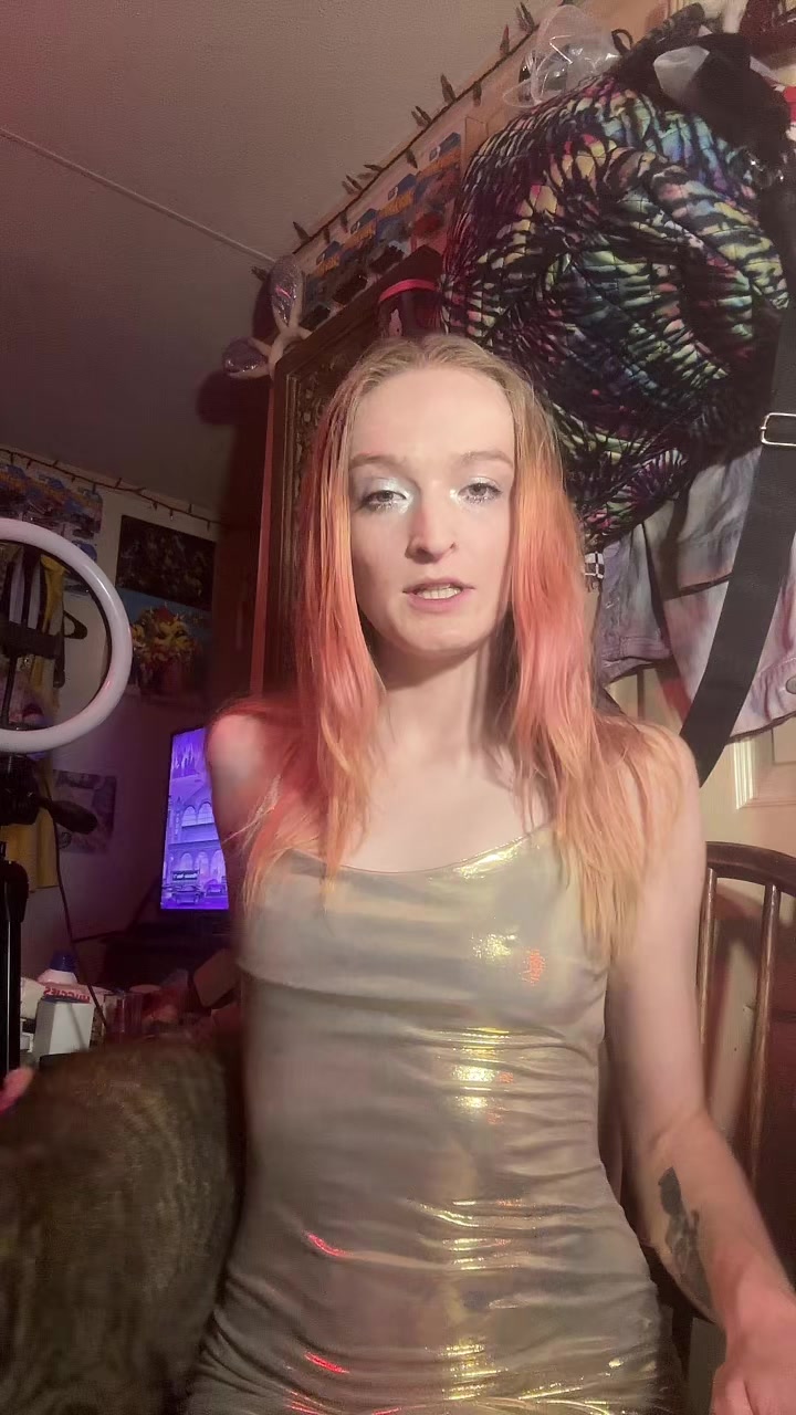 @Livv
