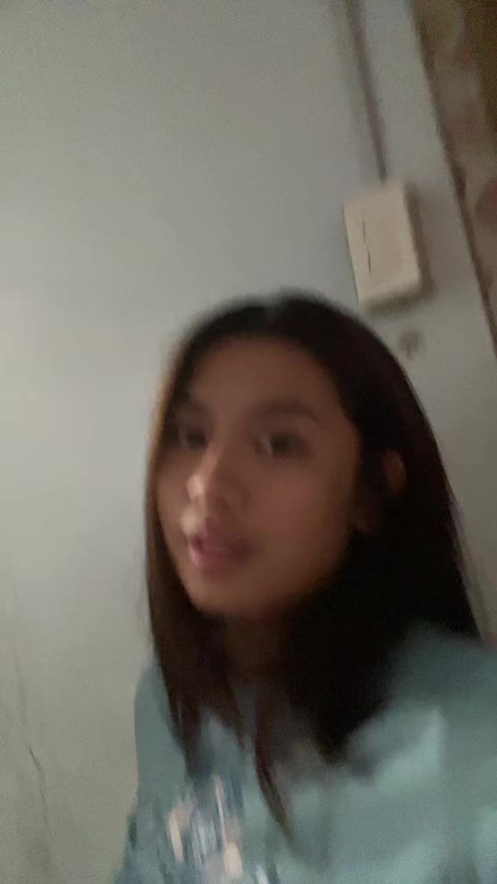 @chloe