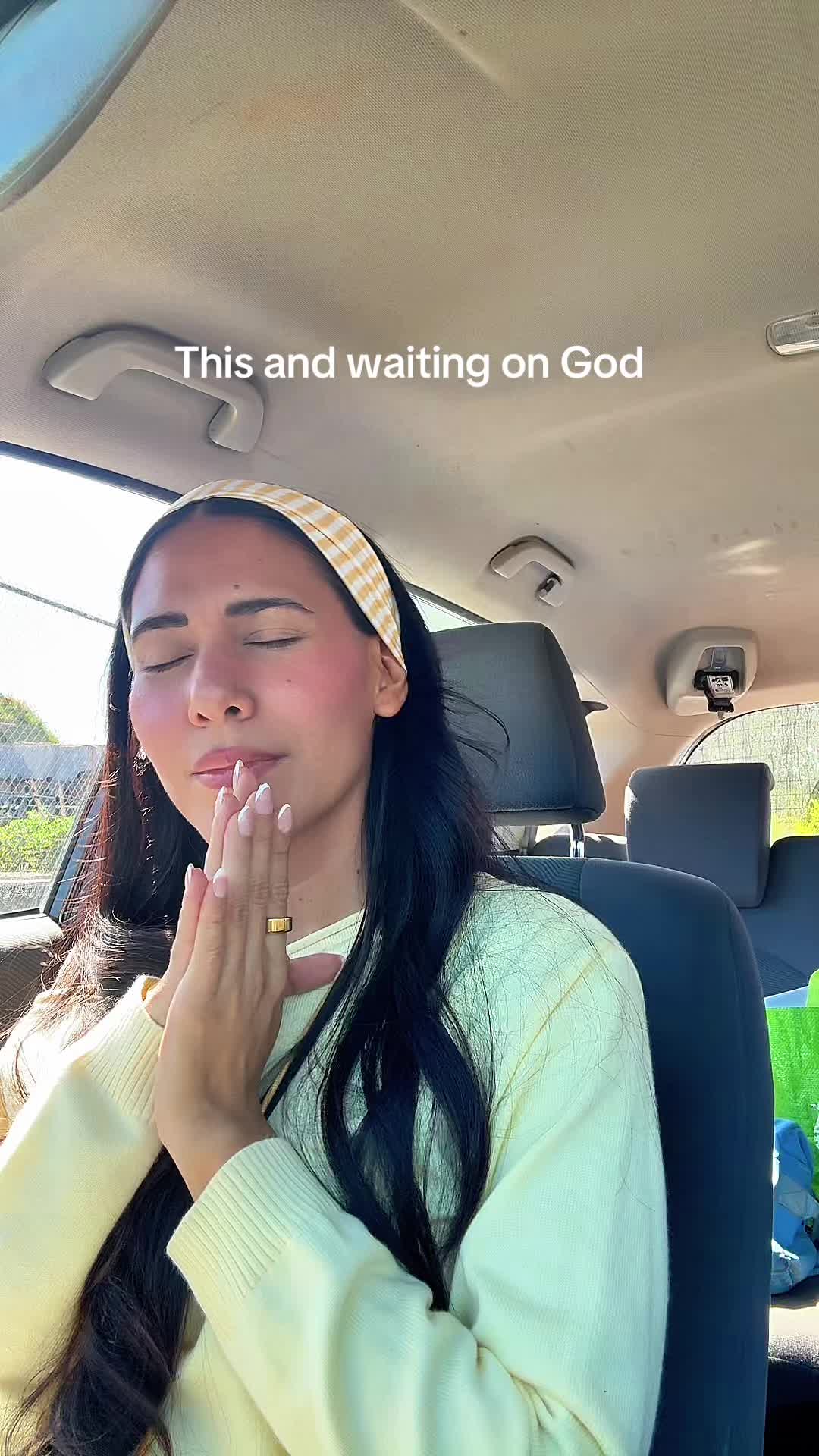 @bygabycruz