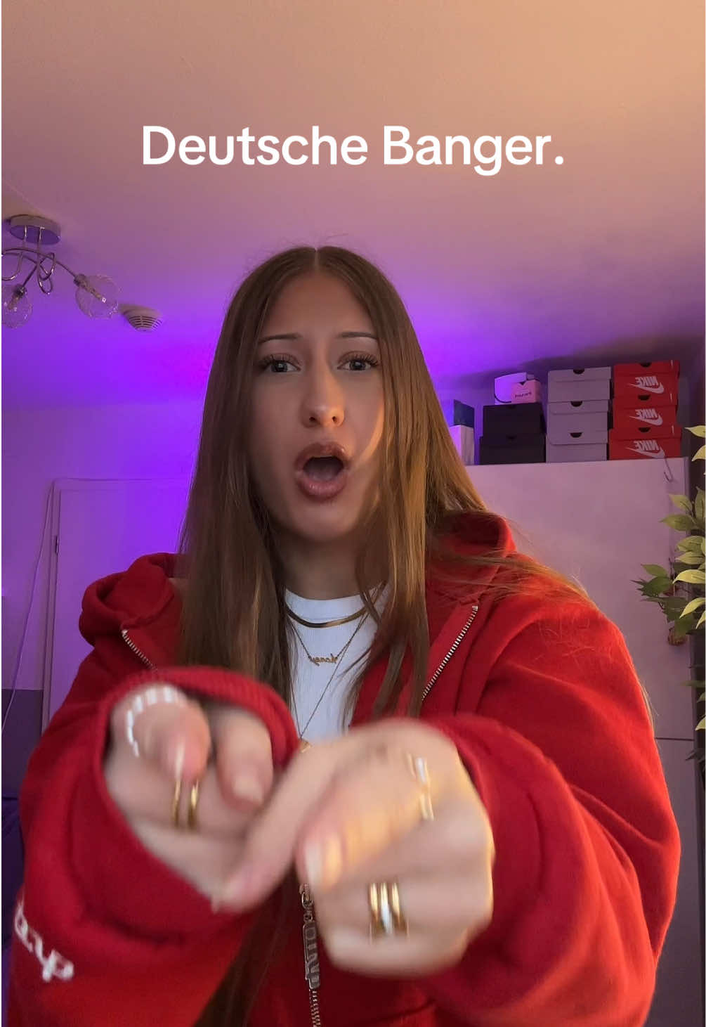 @Lᴀʀɪssᴀ