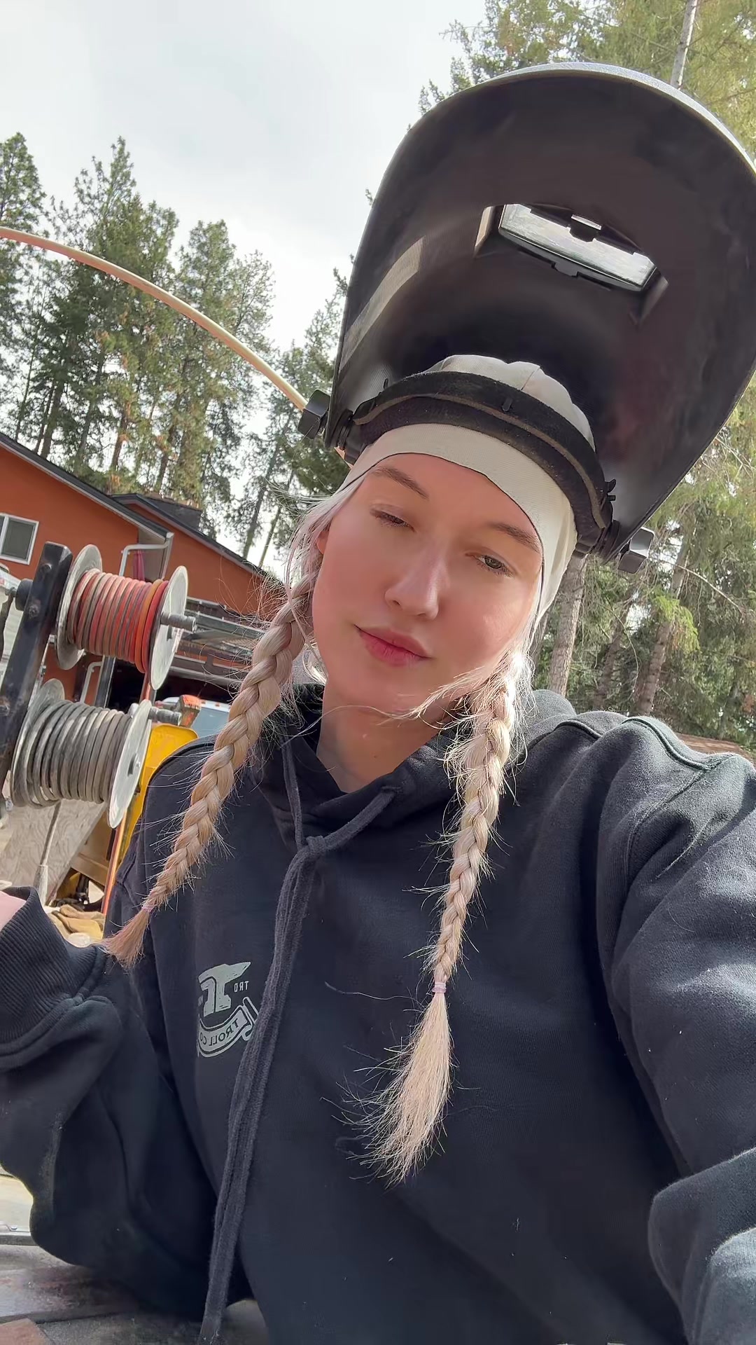 @theblondewelder