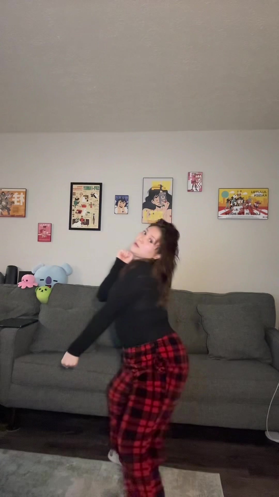@anya