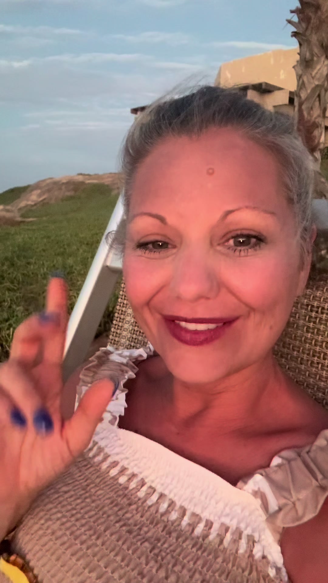 @Crazy Old Lady On Tiktok