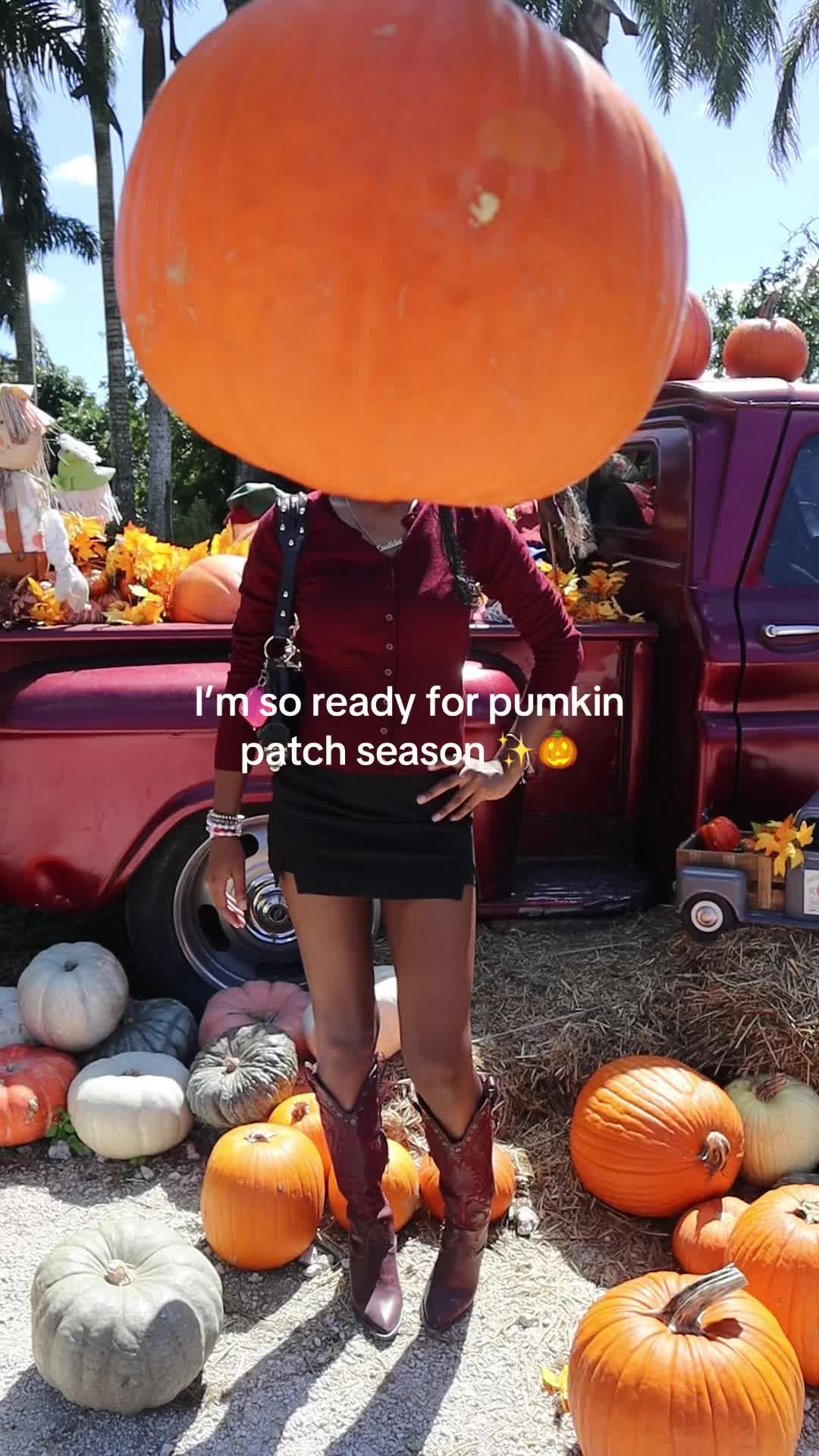 @LeaticiaM