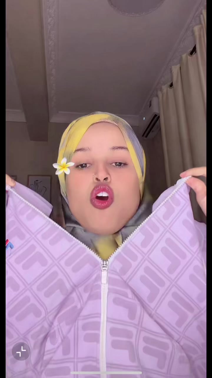 @anjaalina