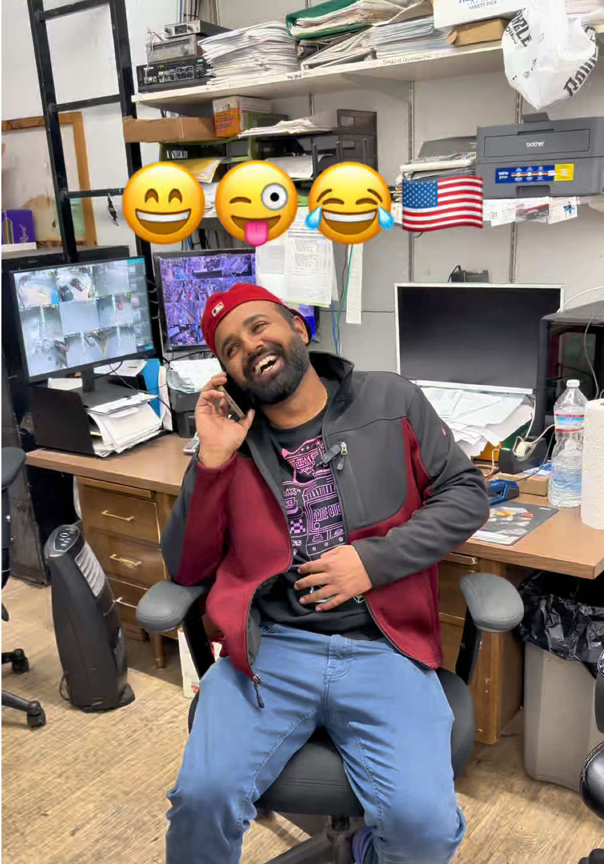 @Hilarious_zain