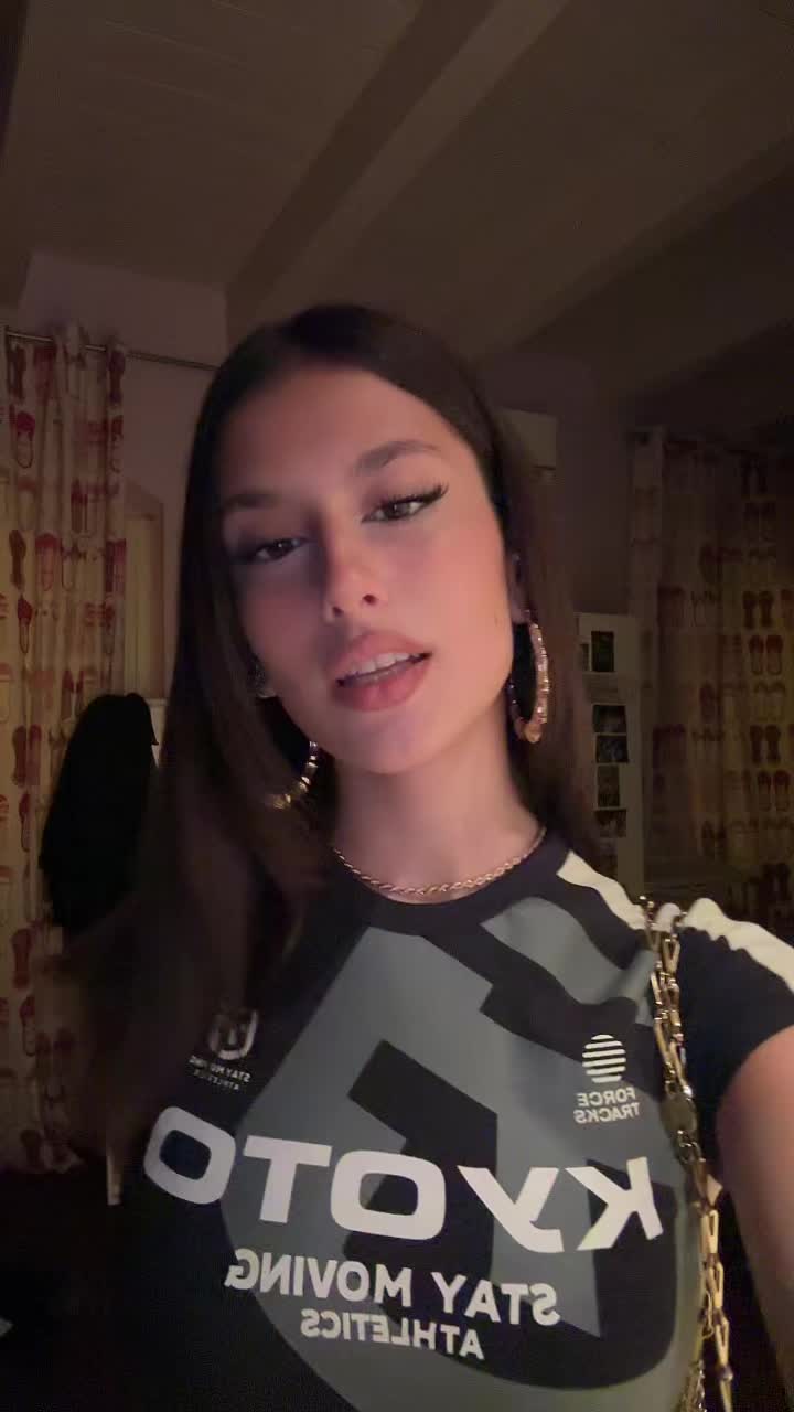 @Moni