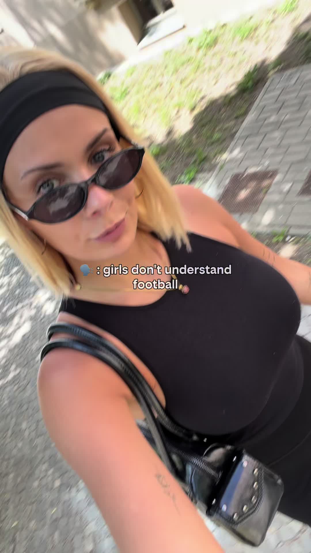 @NYXEA