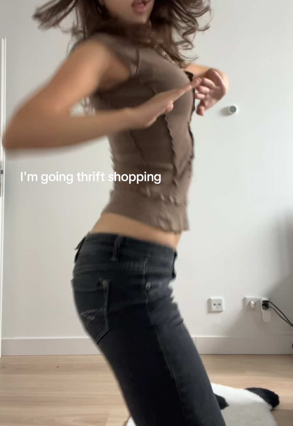 @Ameliamakaruk_