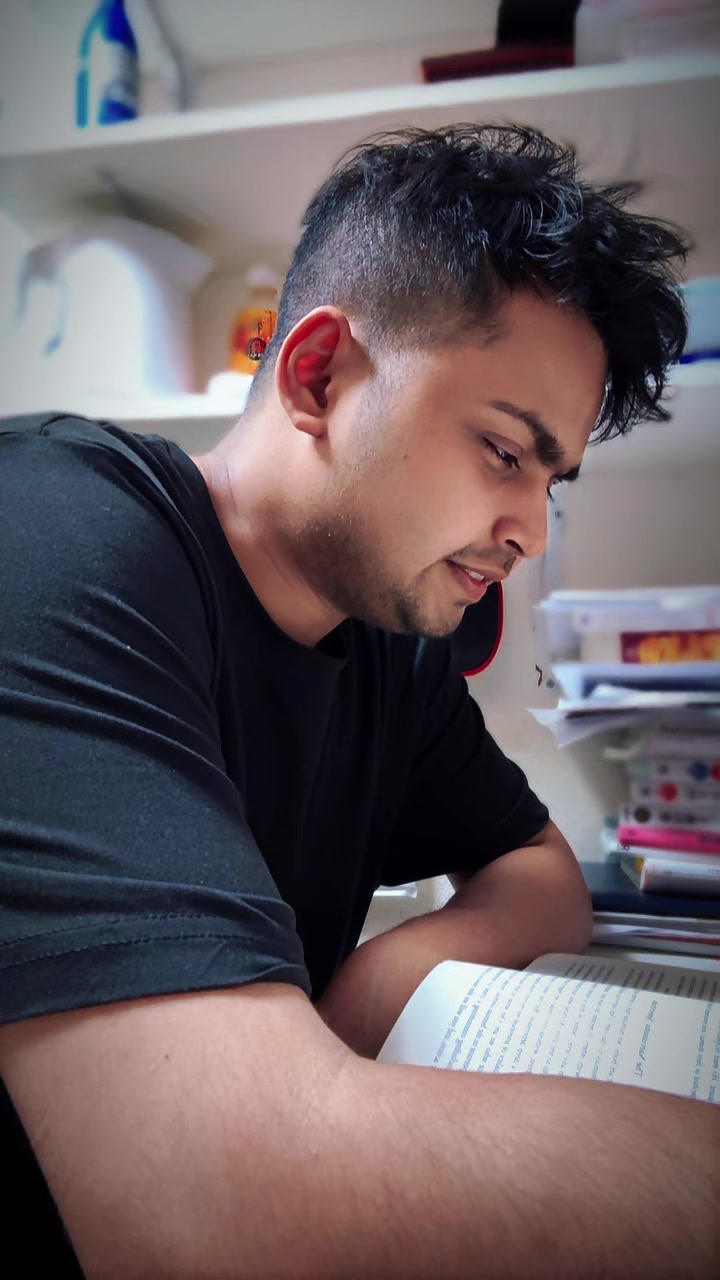 @PRAMOD THAKUR 🇳🇵🇯🇵