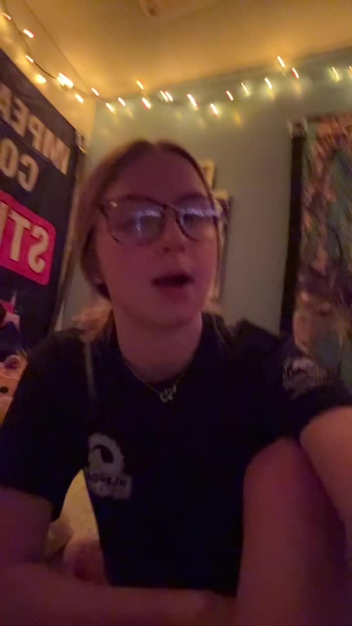 @Sara 🦆
