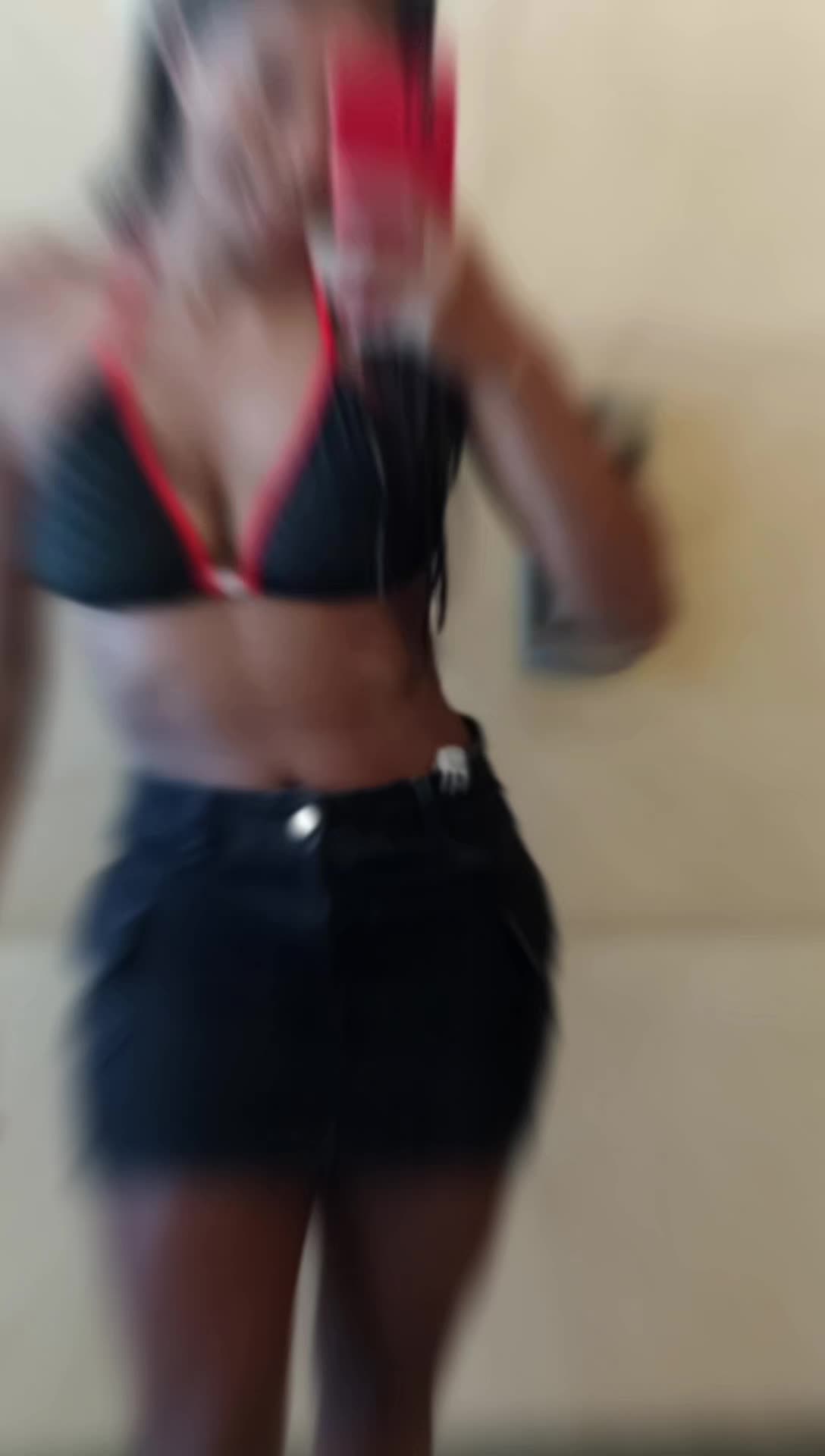 @StephanieSantos