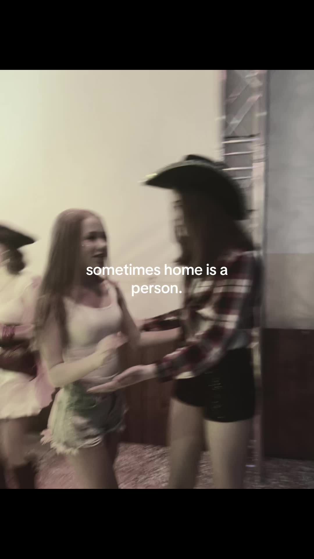 @๐๐จ๐ฌ๐ข๐ & ๐๐ฅ๐ข๐ฌ๐ ๐ค