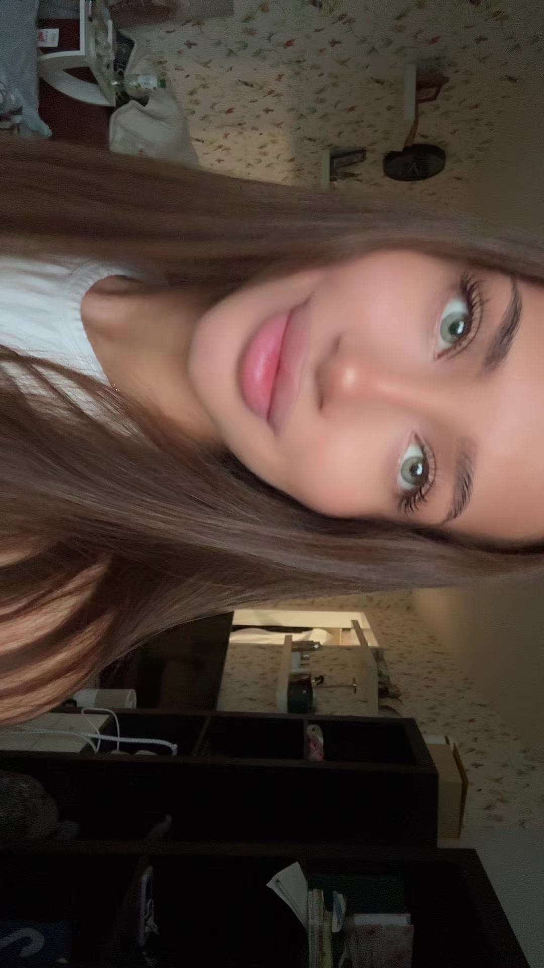 @glosslips