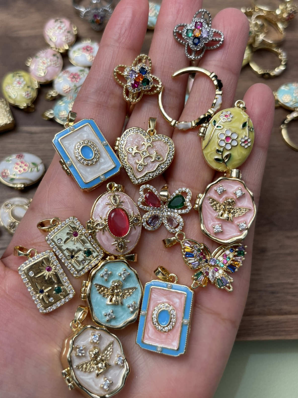@Bella Charms Design