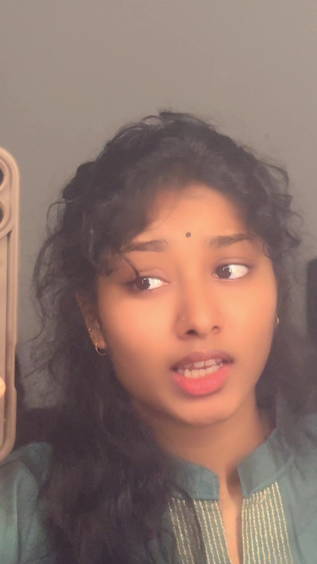 @sanuja(^&bull;.&bull;^)