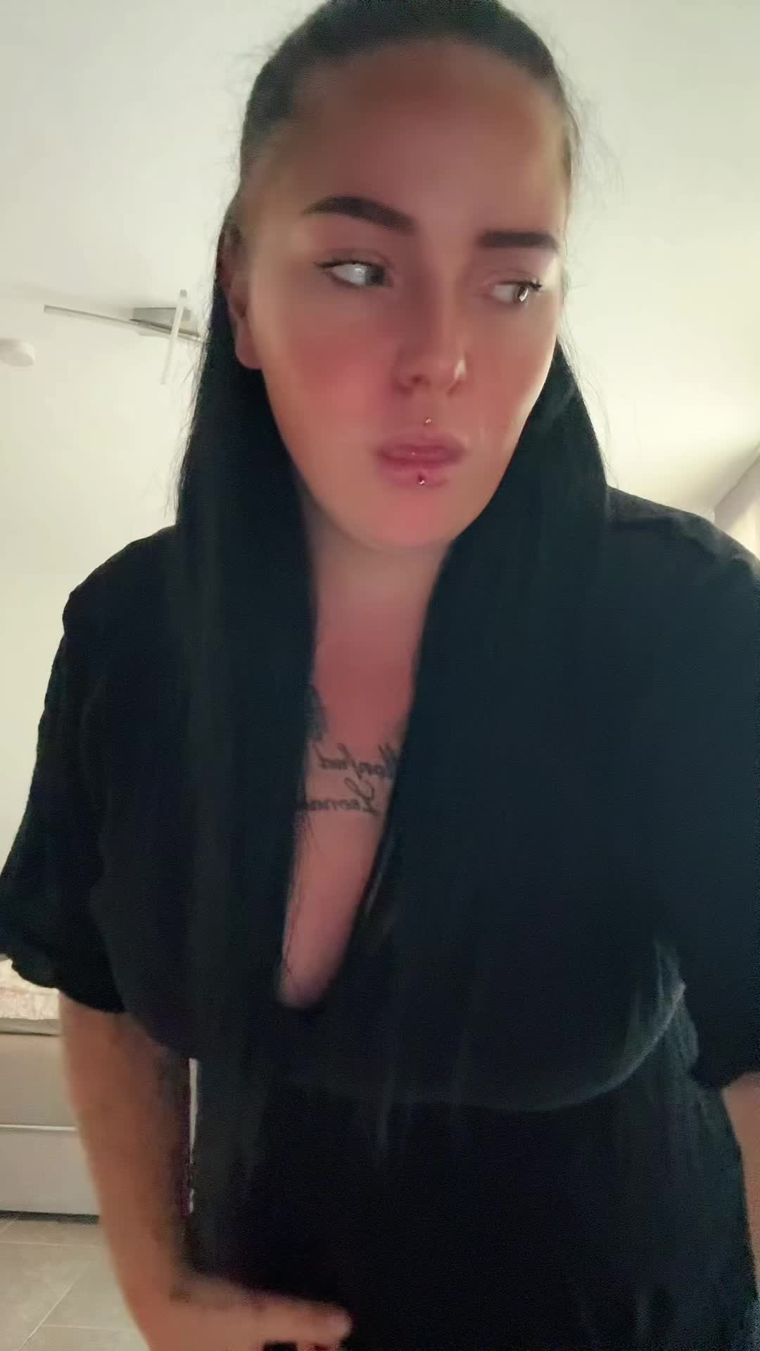 @Nana