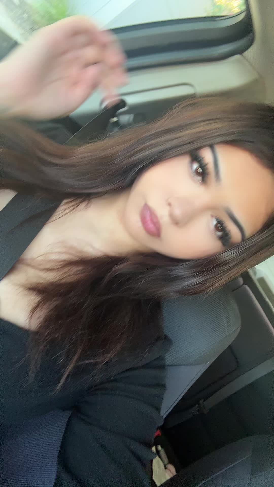 @Elisa