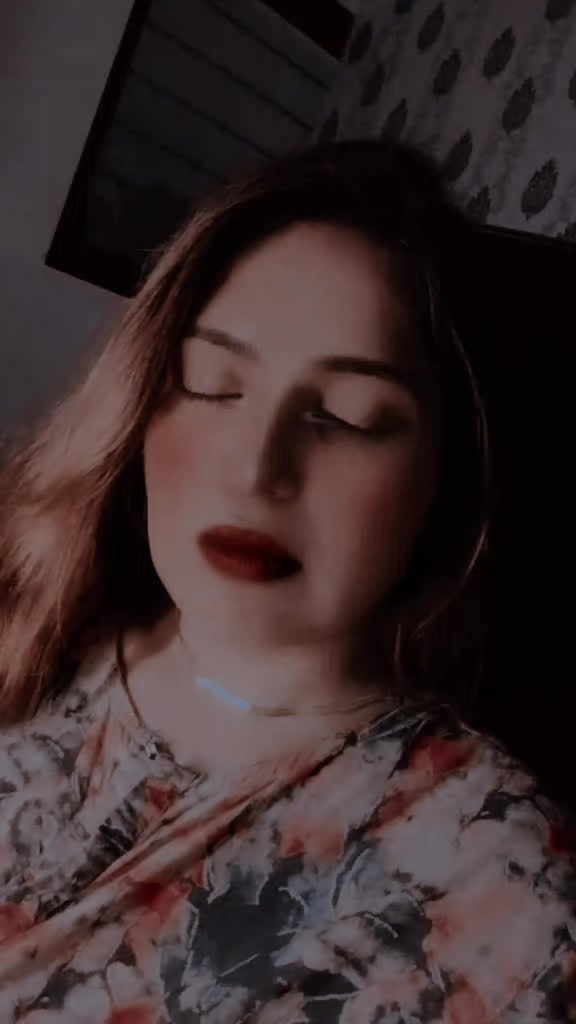 @QÜéèñ BáLöçh✨