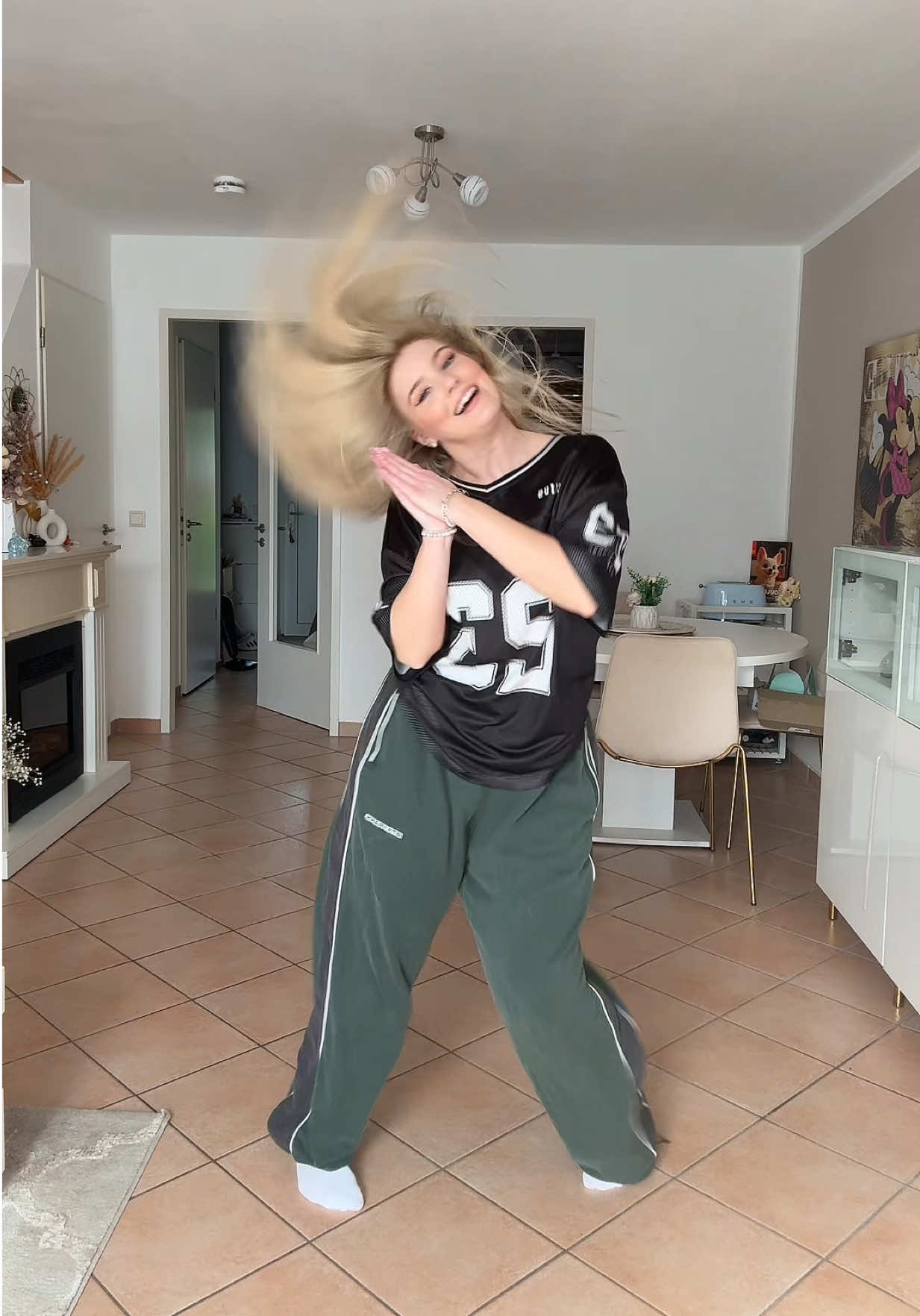 @dancingwithvivii