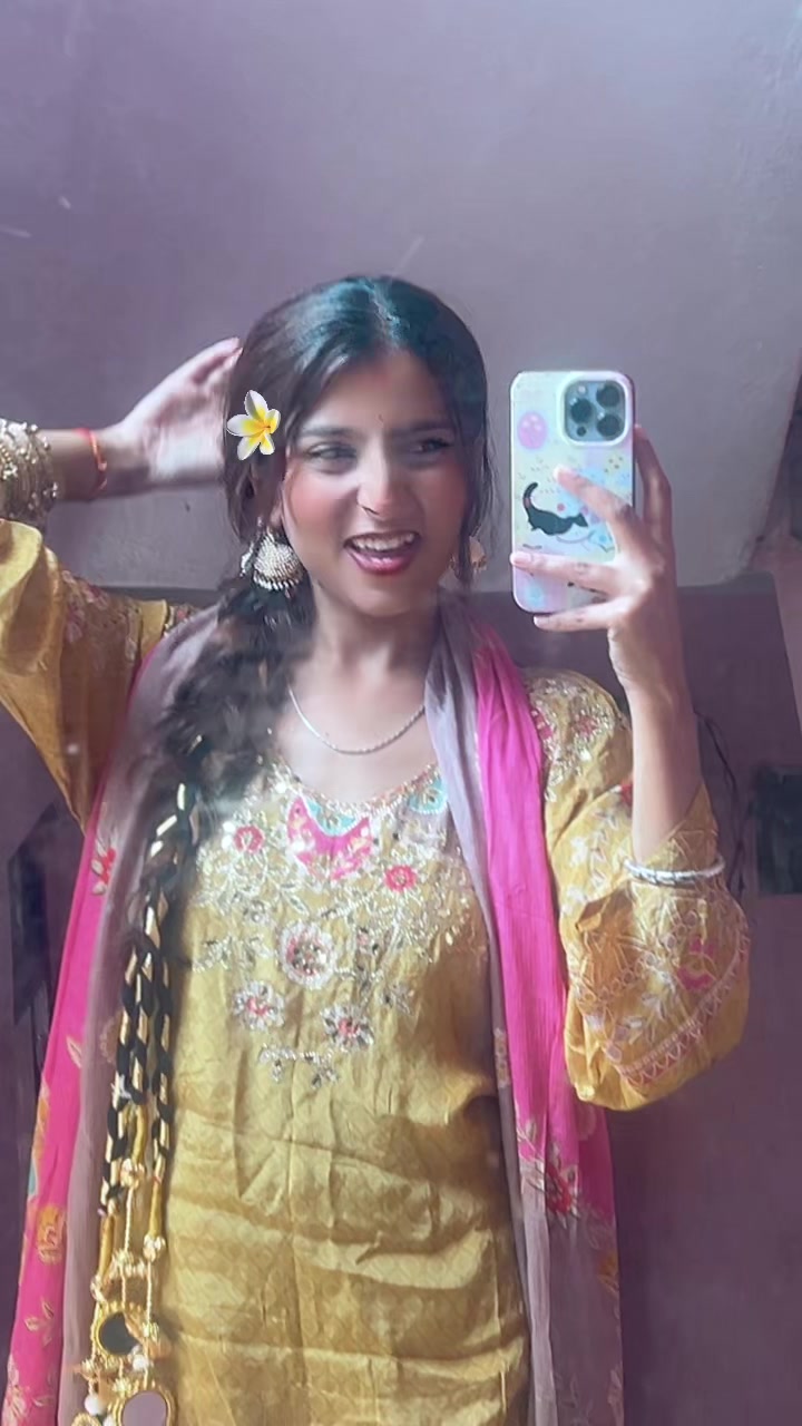 @श्रुति✨