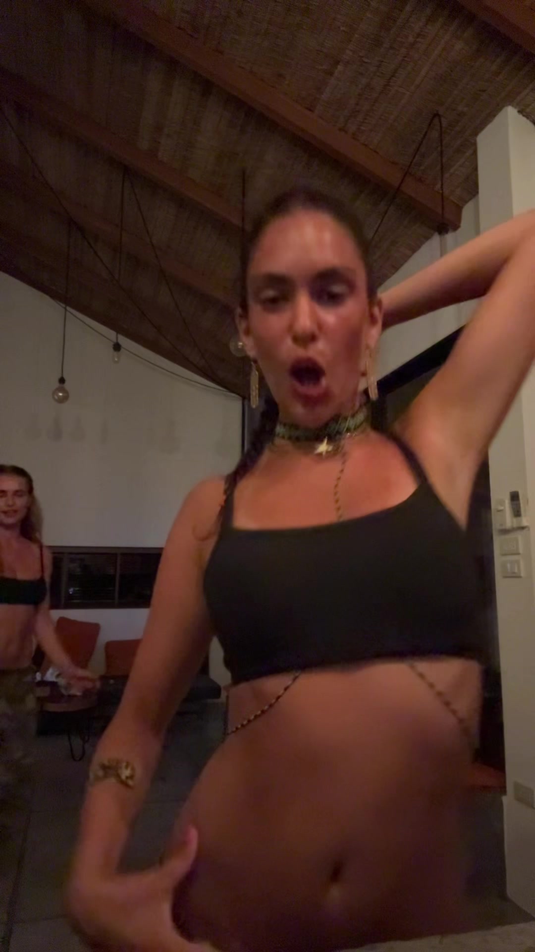 @AlmaK