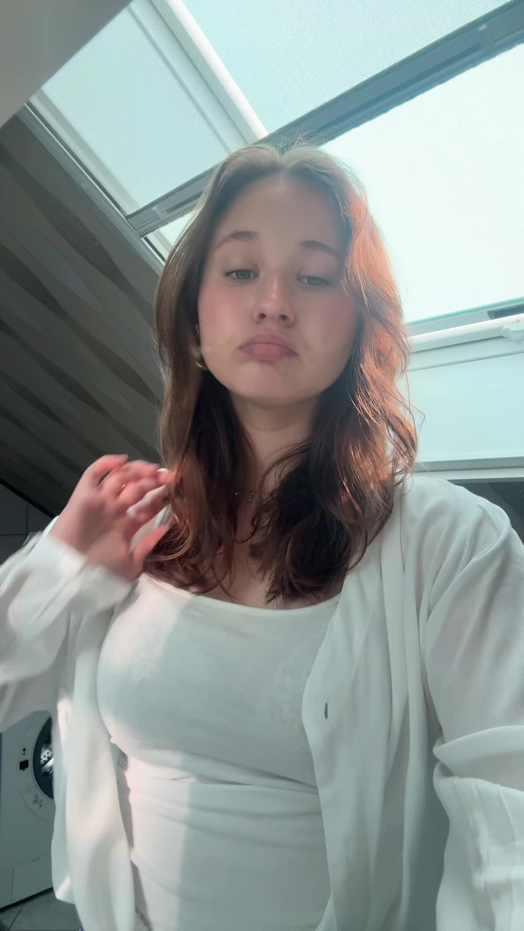 @Emilia <33