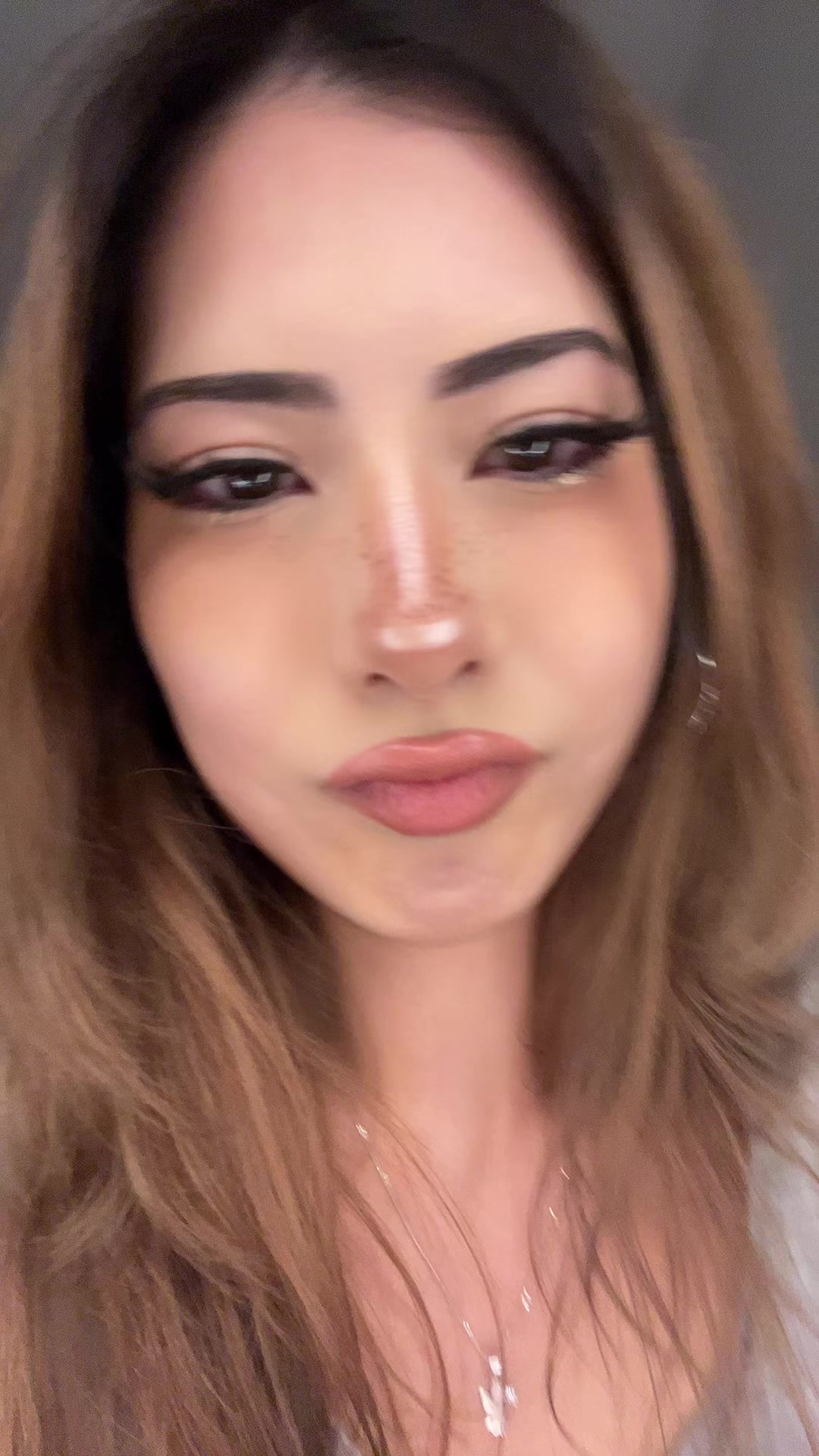 @larataz