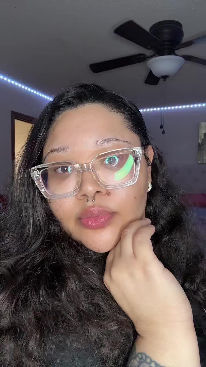 @Joyce 🦋