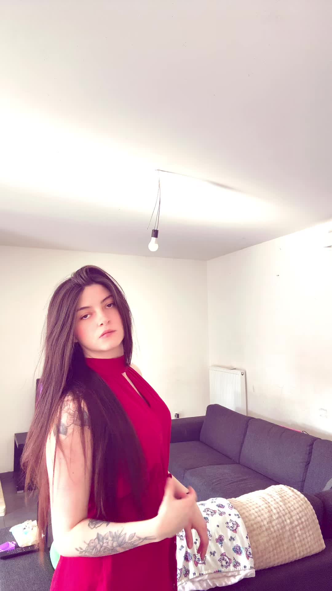 @vanyatje