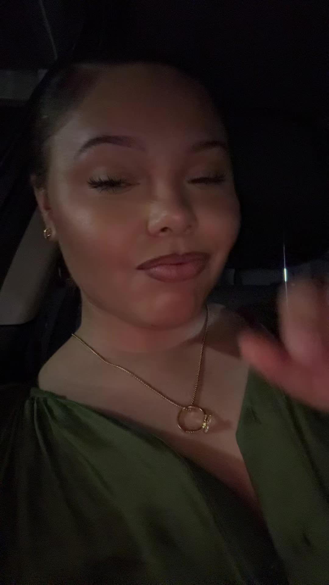 @shylynnzn