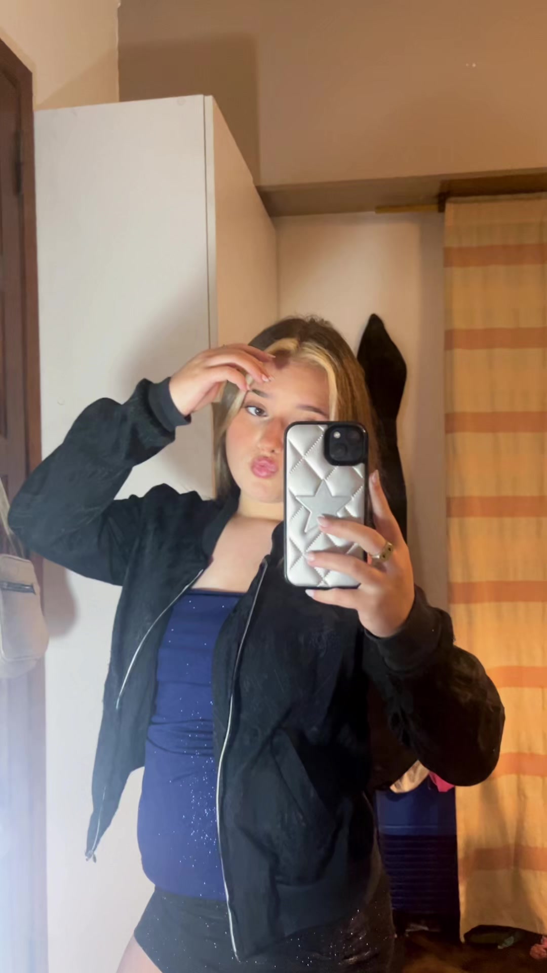 @Coraaa🪩🐆💋🏑