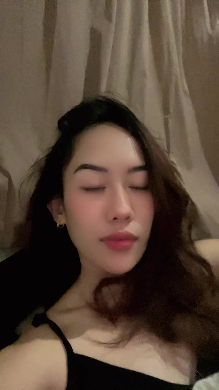@️