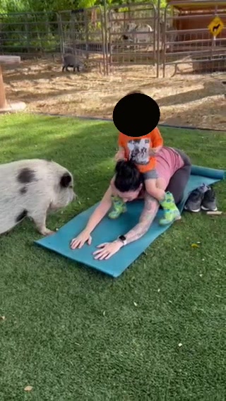 @Alohagoatyoga