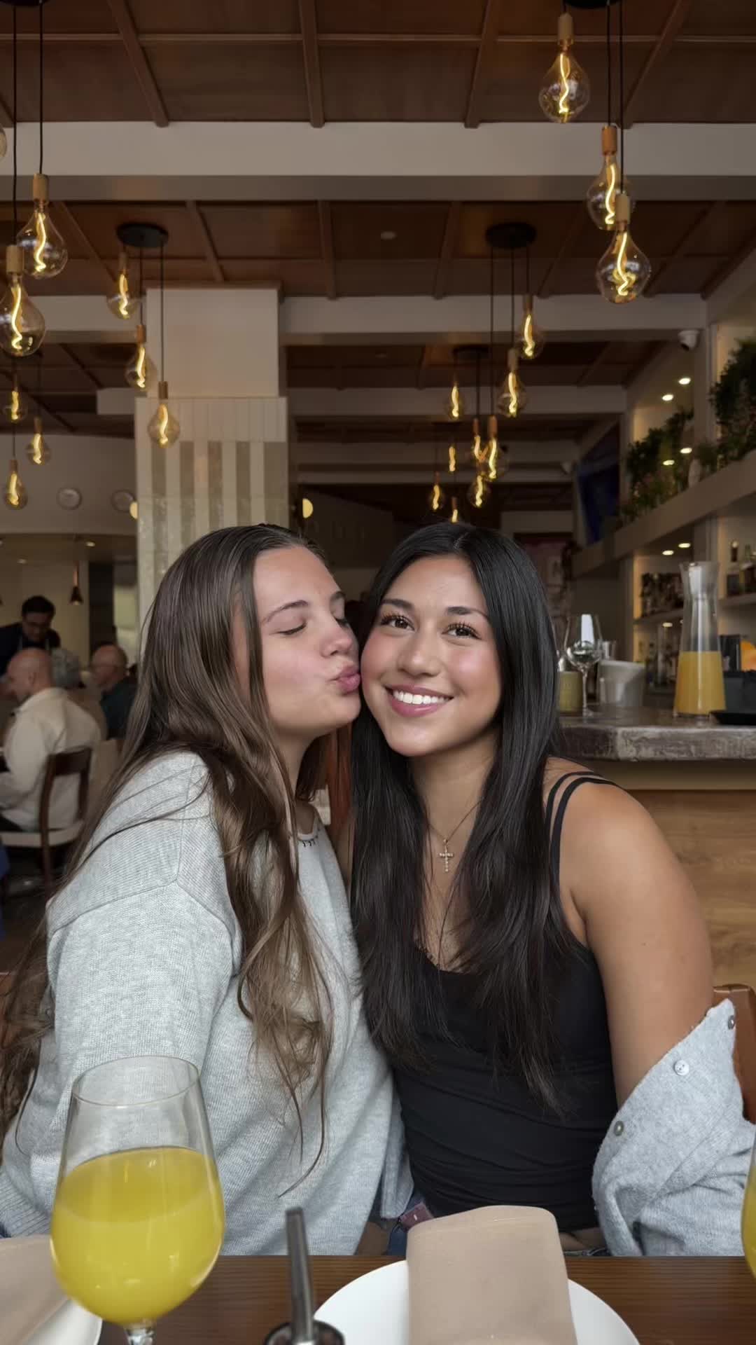 @kat