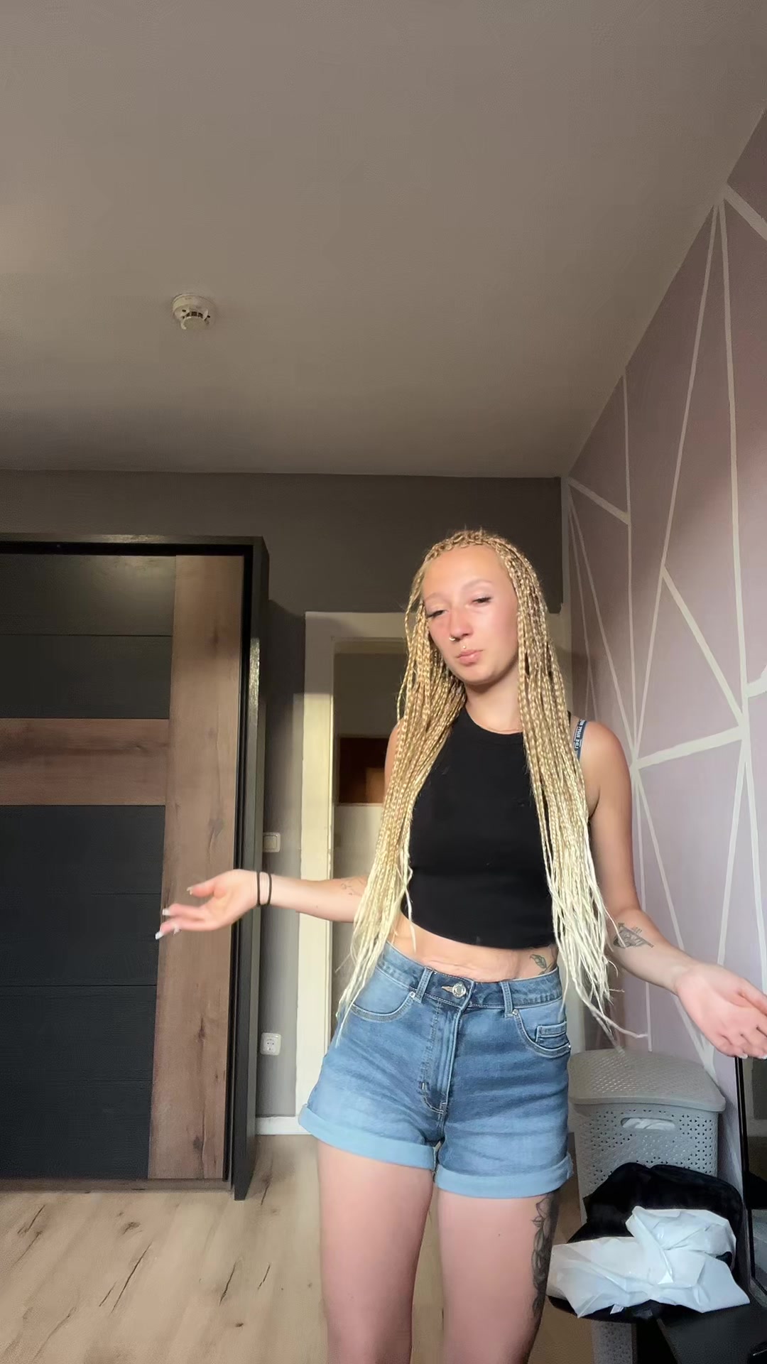 @Leabindig