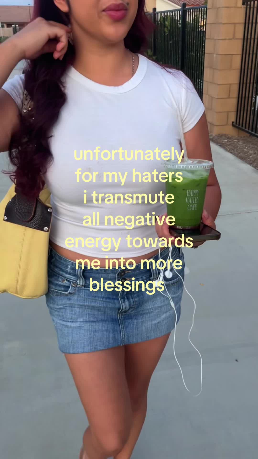 @L E S