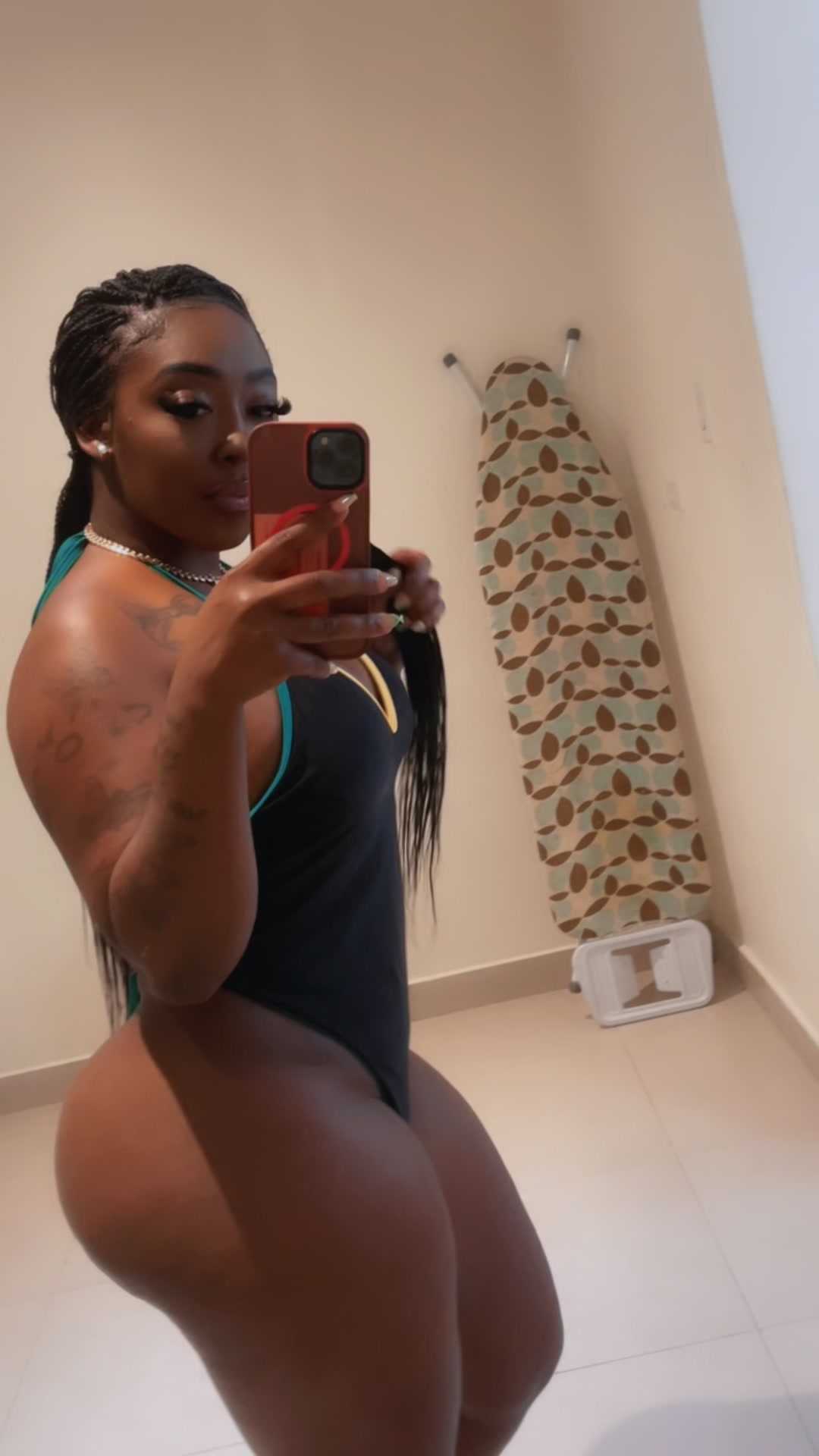 @Blackk.Barbiee