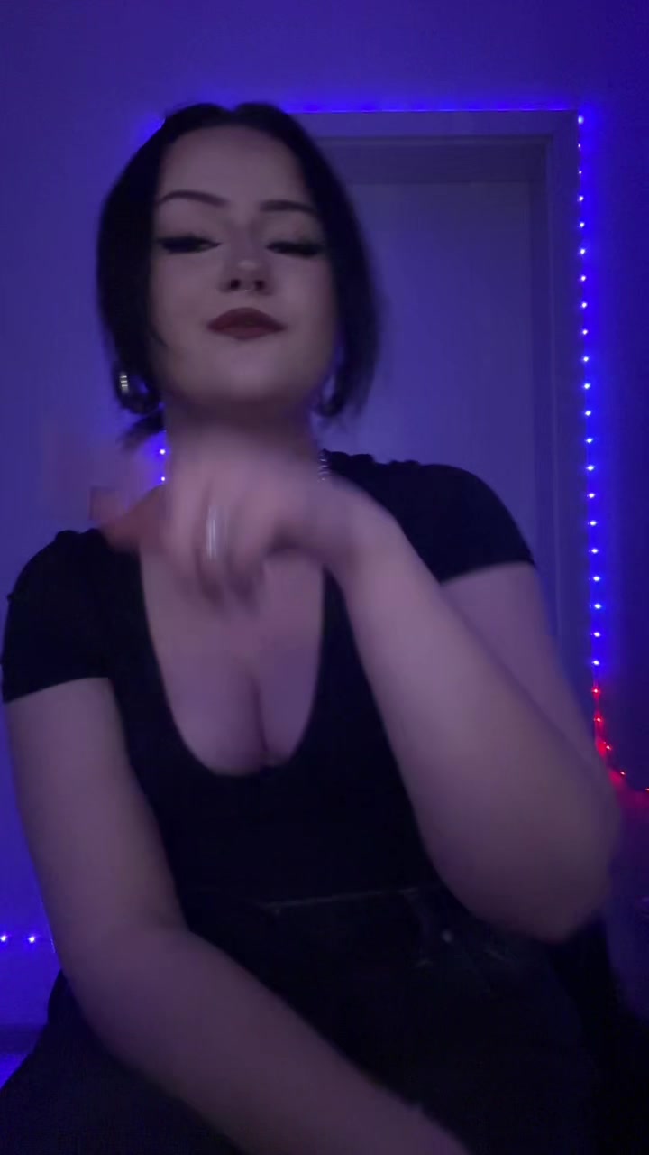 @Hałkaelo