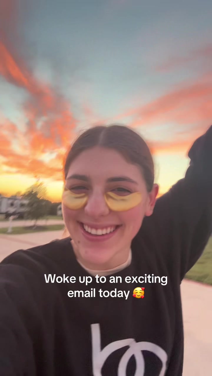 @Simply____laura