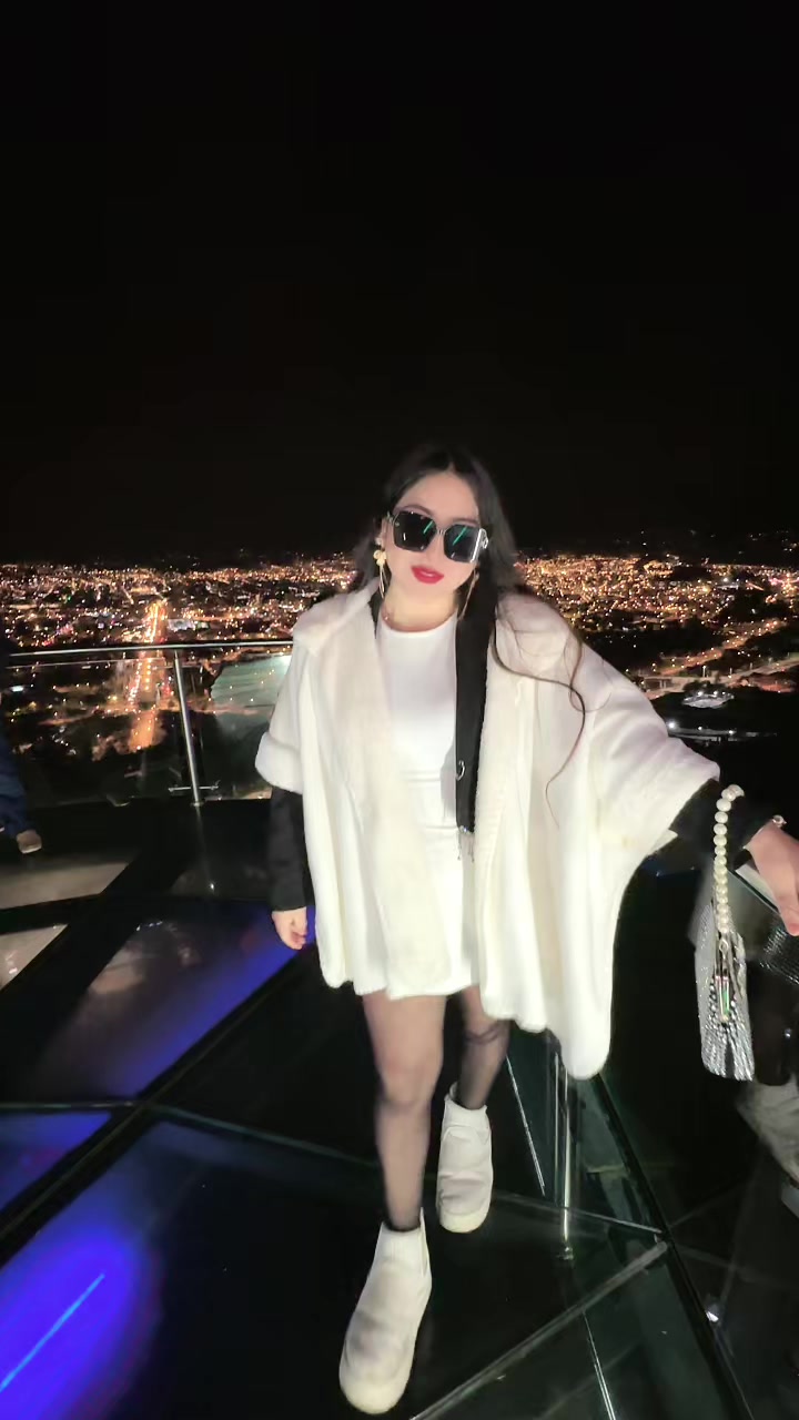 @N O E M I 🍒