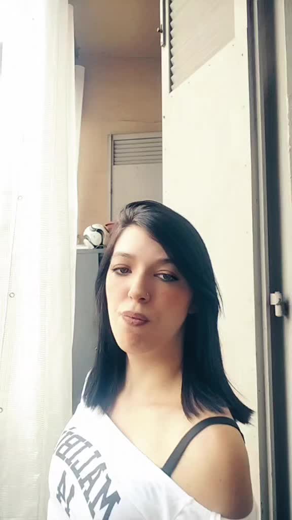 @chiaraleone