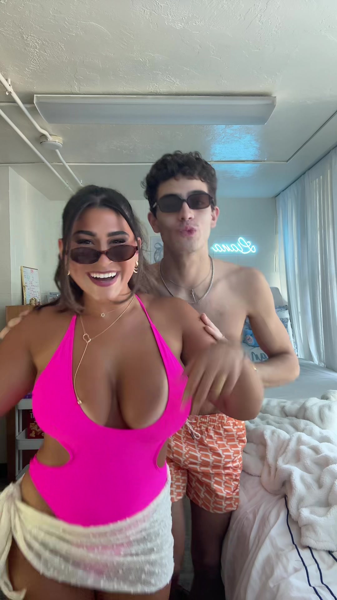 @Chuckiechuckk