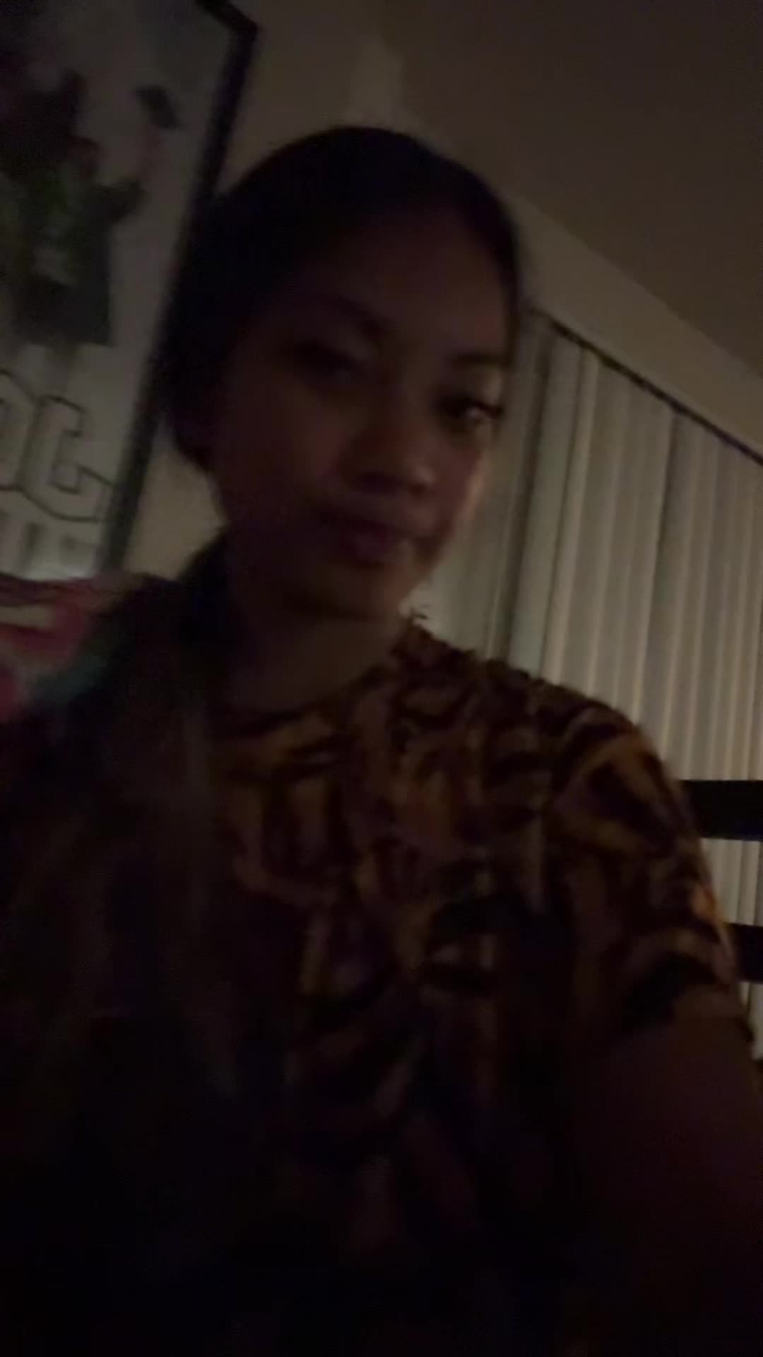 @lynncnom