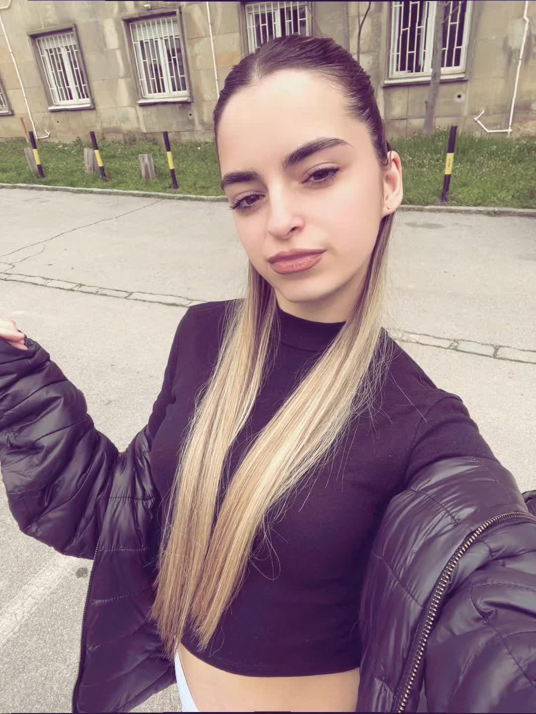 @једна плава друга гарава💜