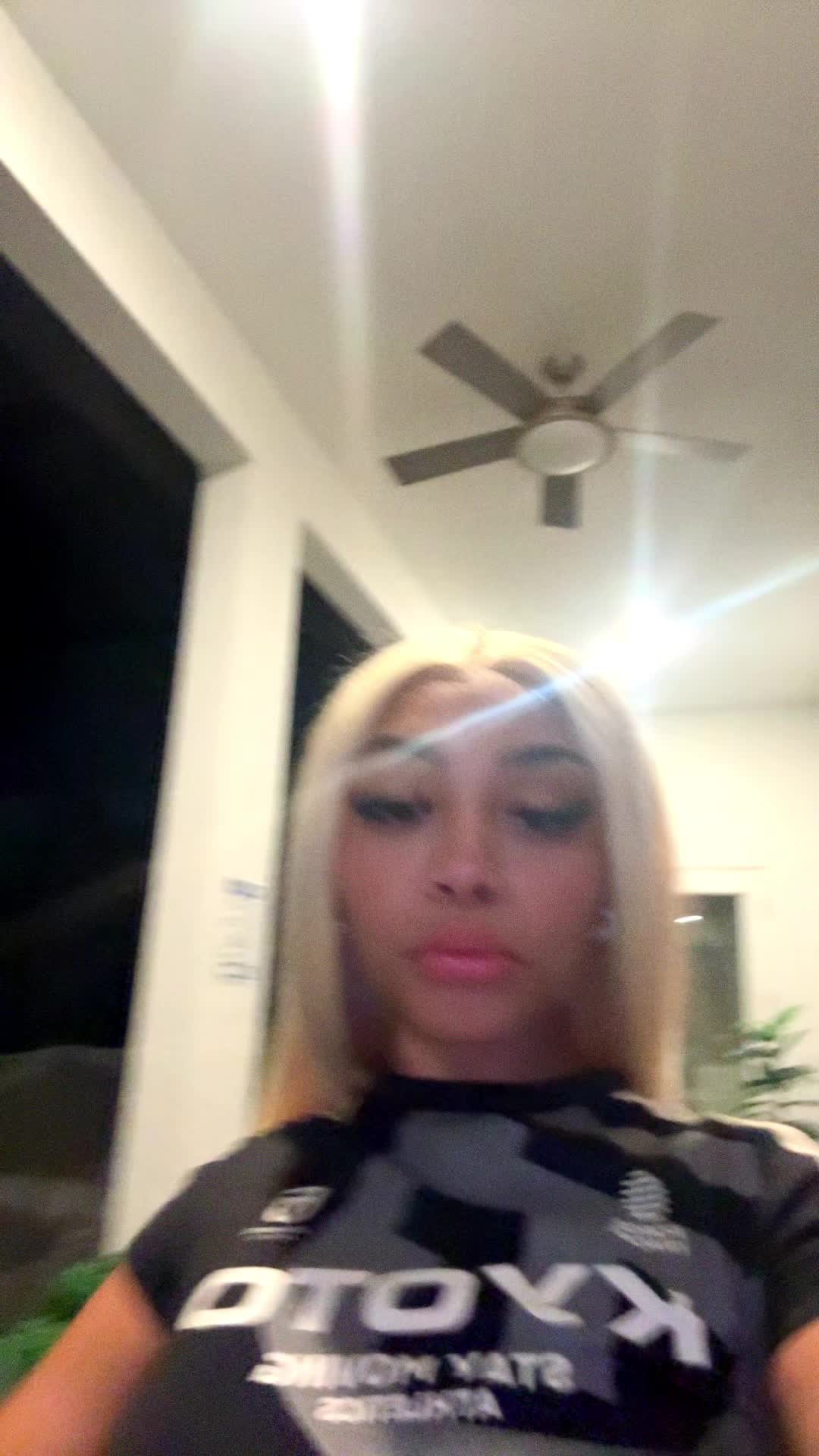 @hernameislei