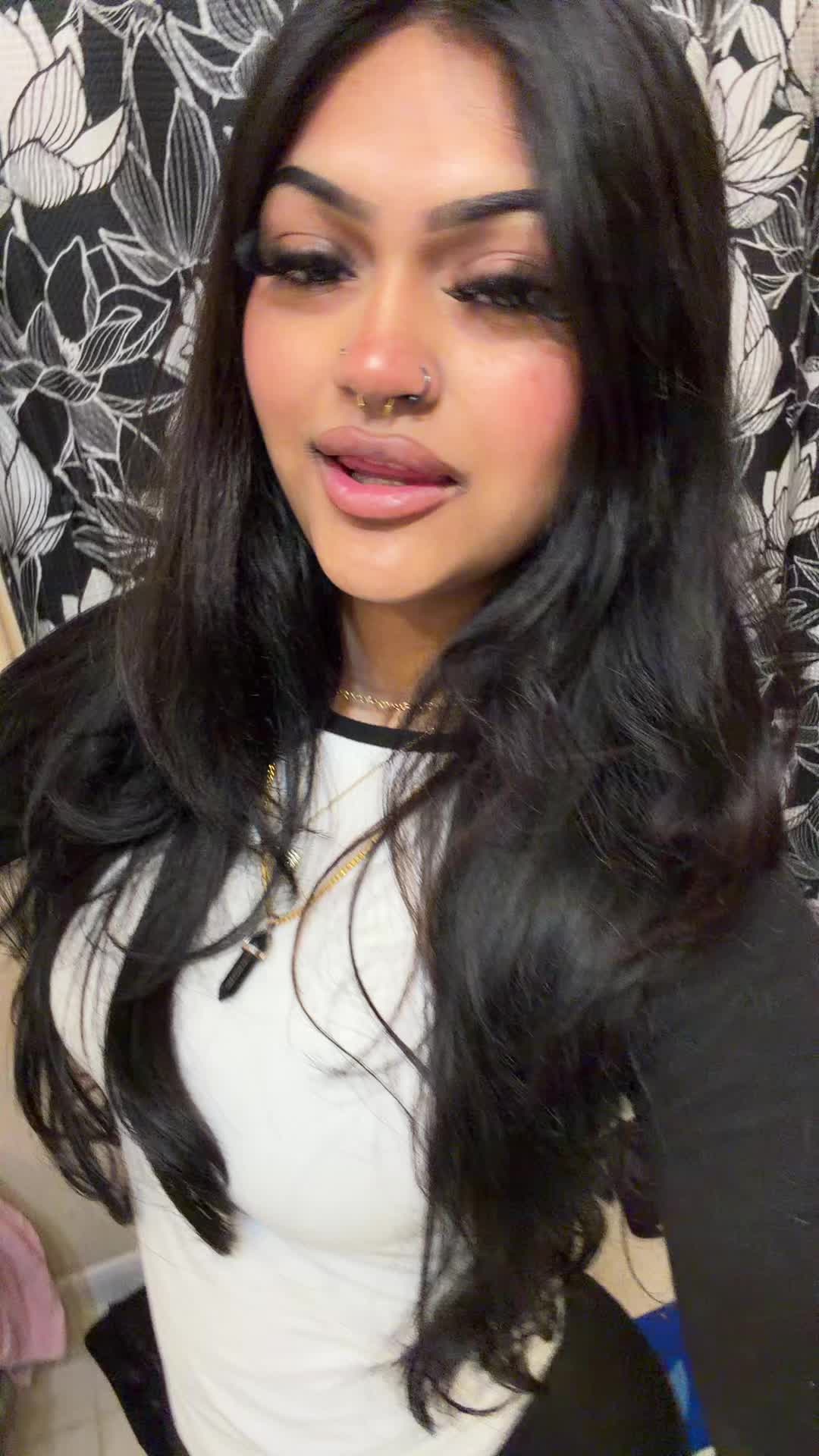 @Alyanna
