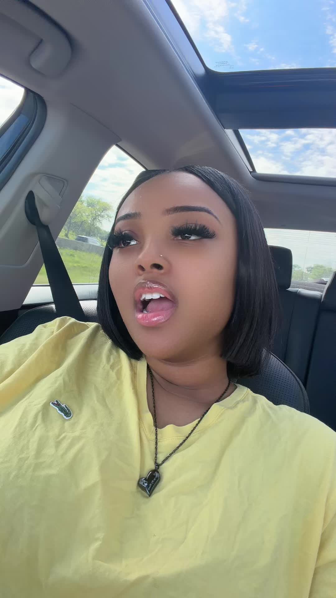 @Ariana Wright | Hairstylist