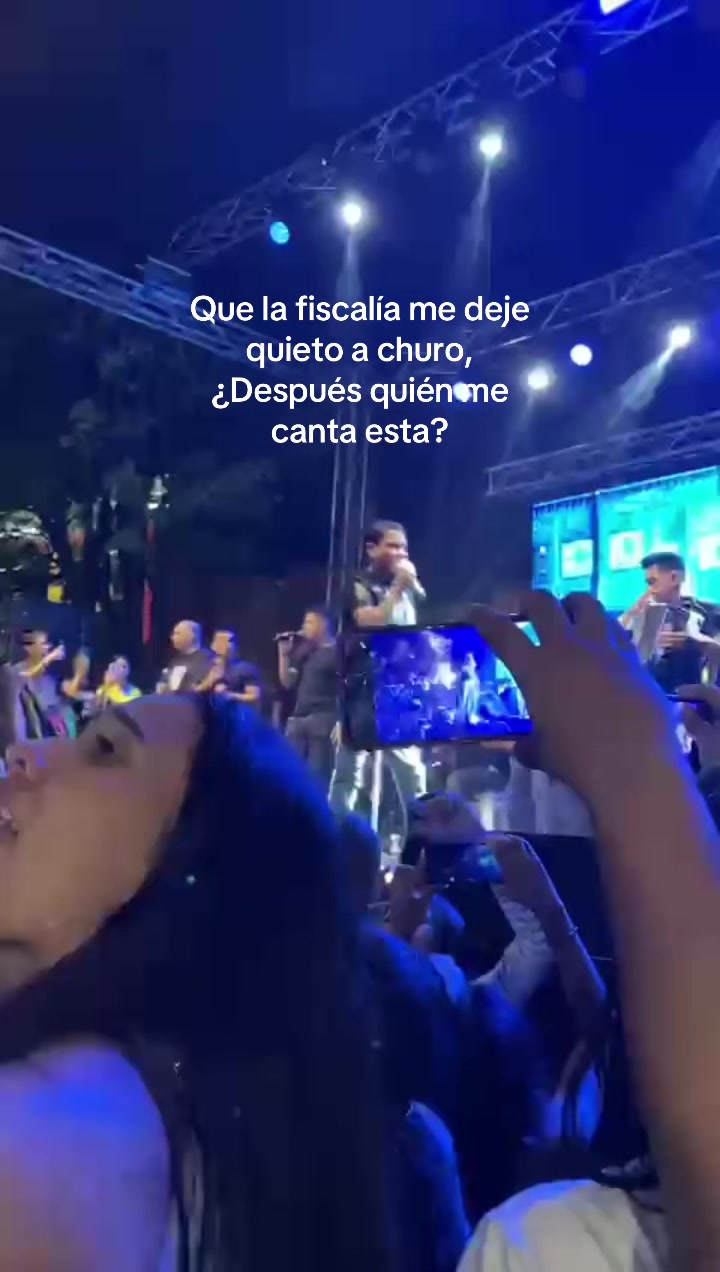 @Viviana Isabel