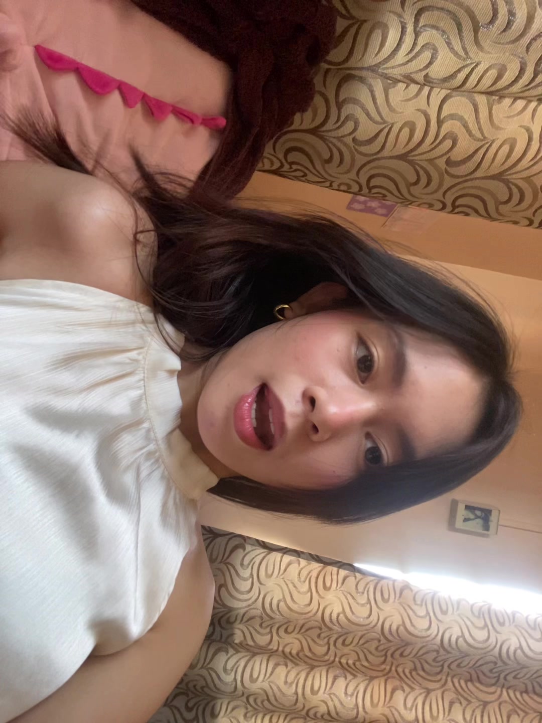 @hannah_ban